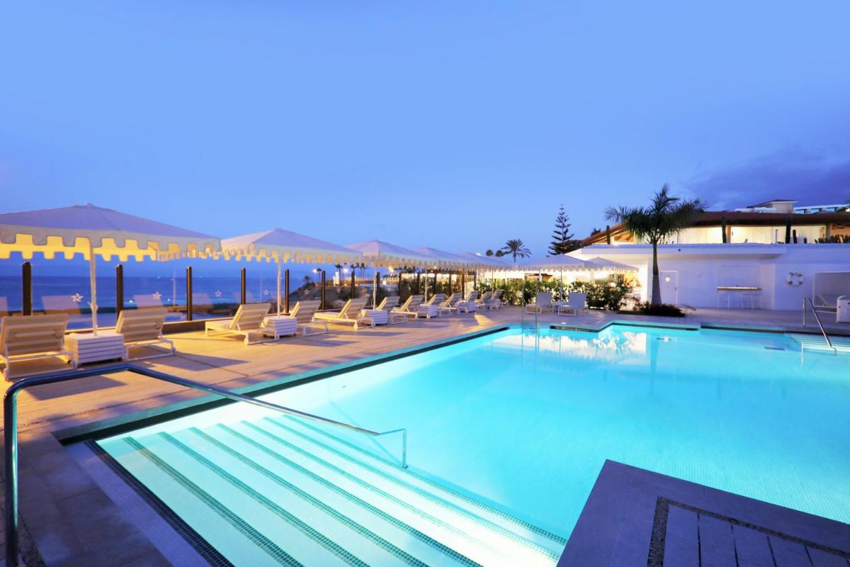 Piscina en o cerca de JOIA Salomé by Iberostar -Adults Only