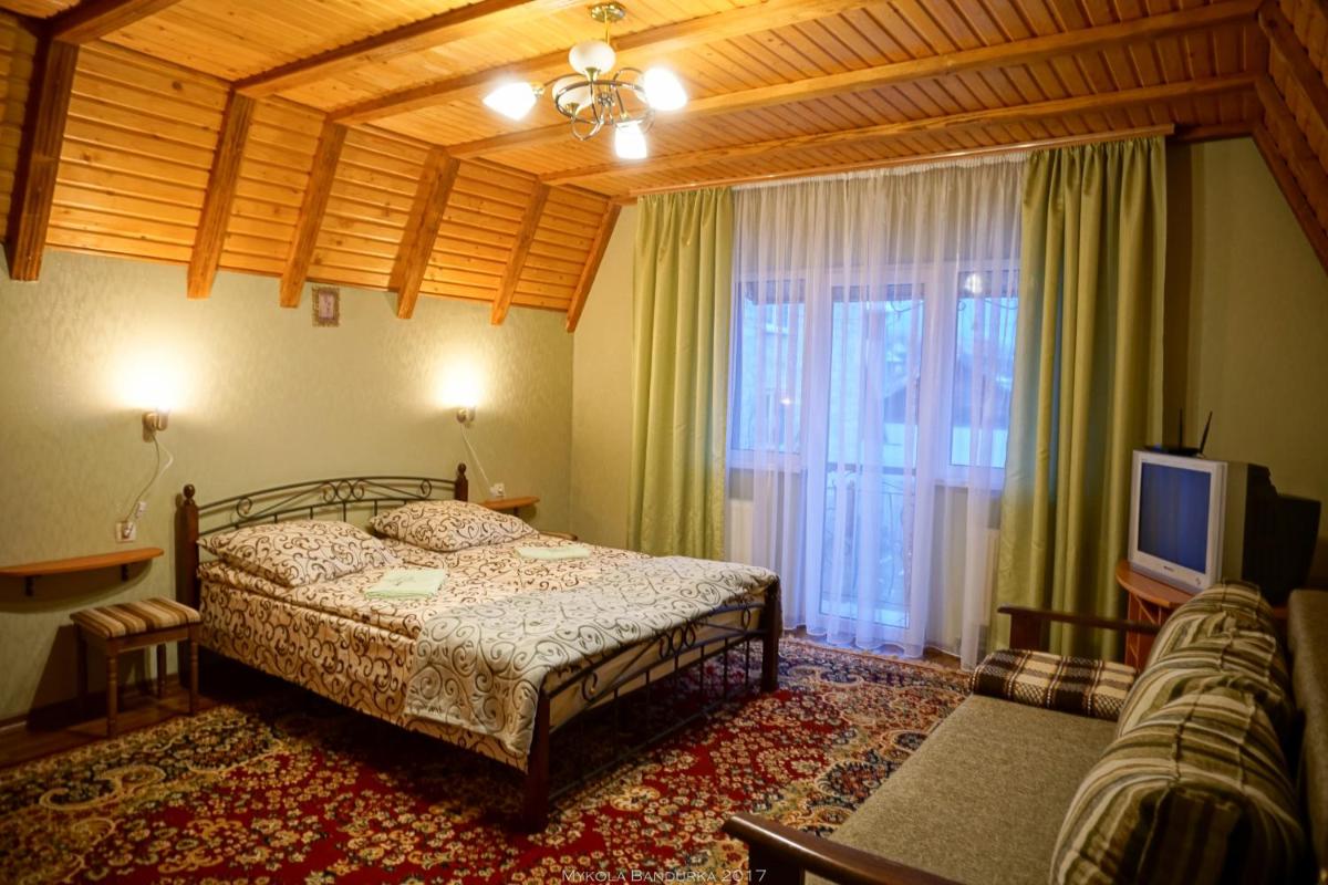 Barvinok Karpat - Housity