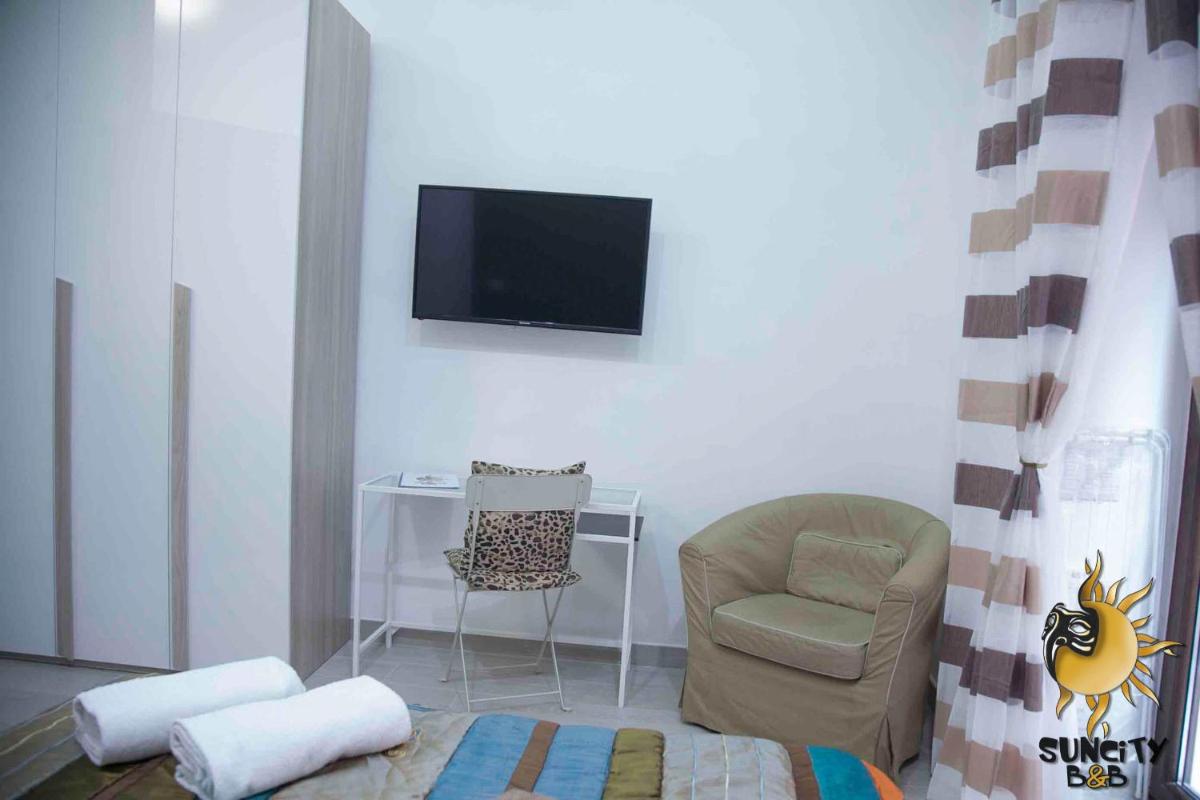 Suncity B&B - Housity