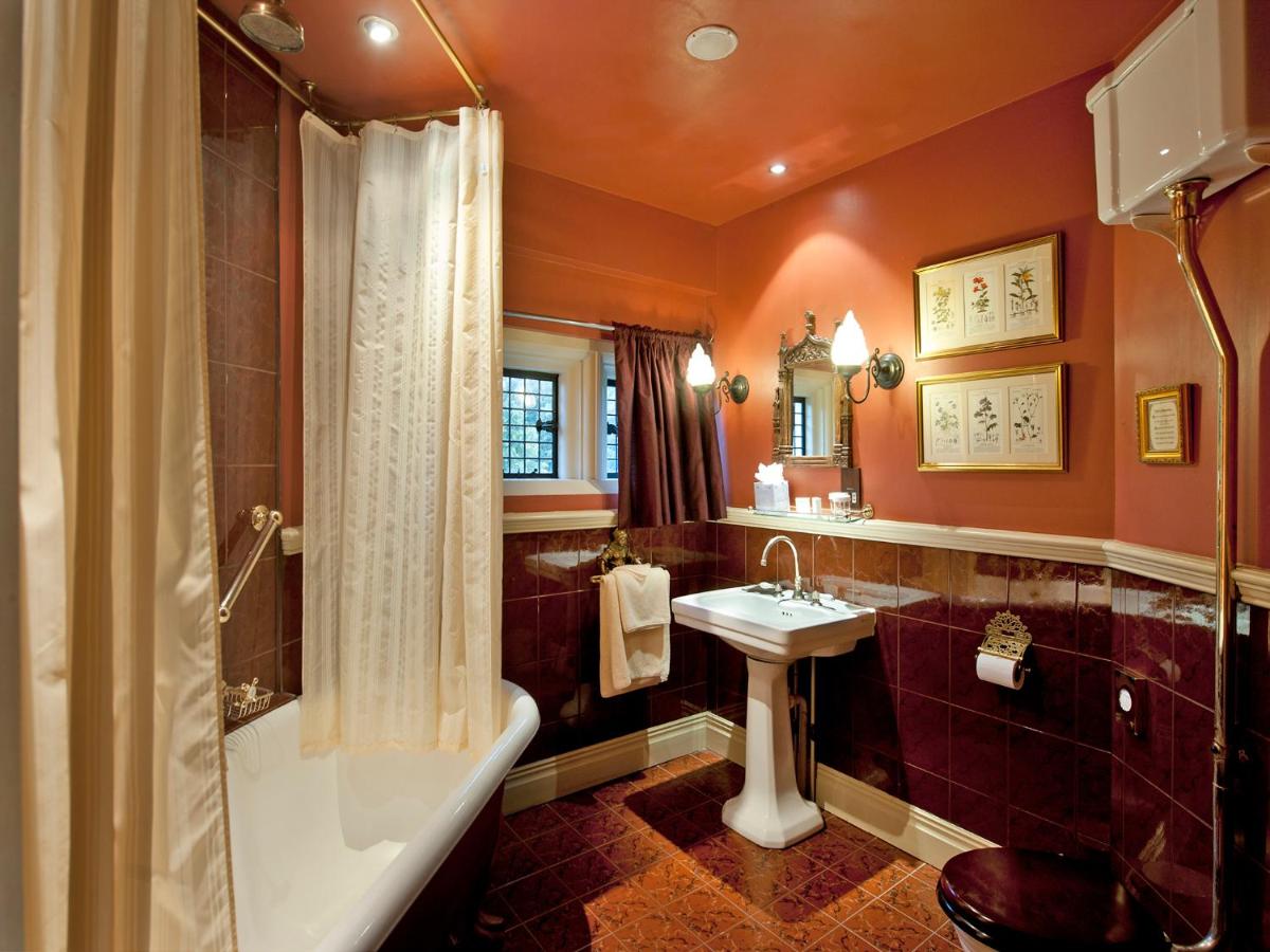 Coombe Abbey Hotel - Housity