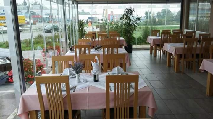Motel Restoran Gurman - Hizvo