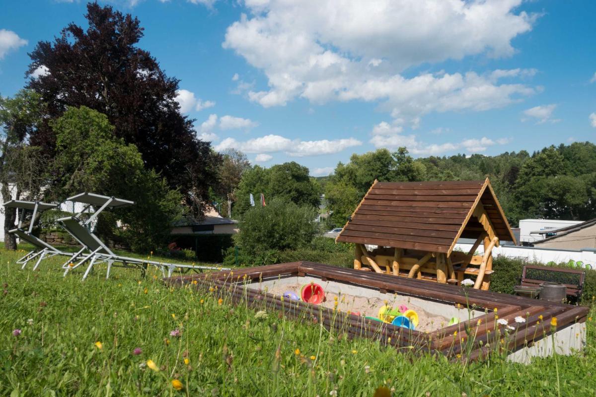 Ferienwohnung Rennsteigblick - Housity