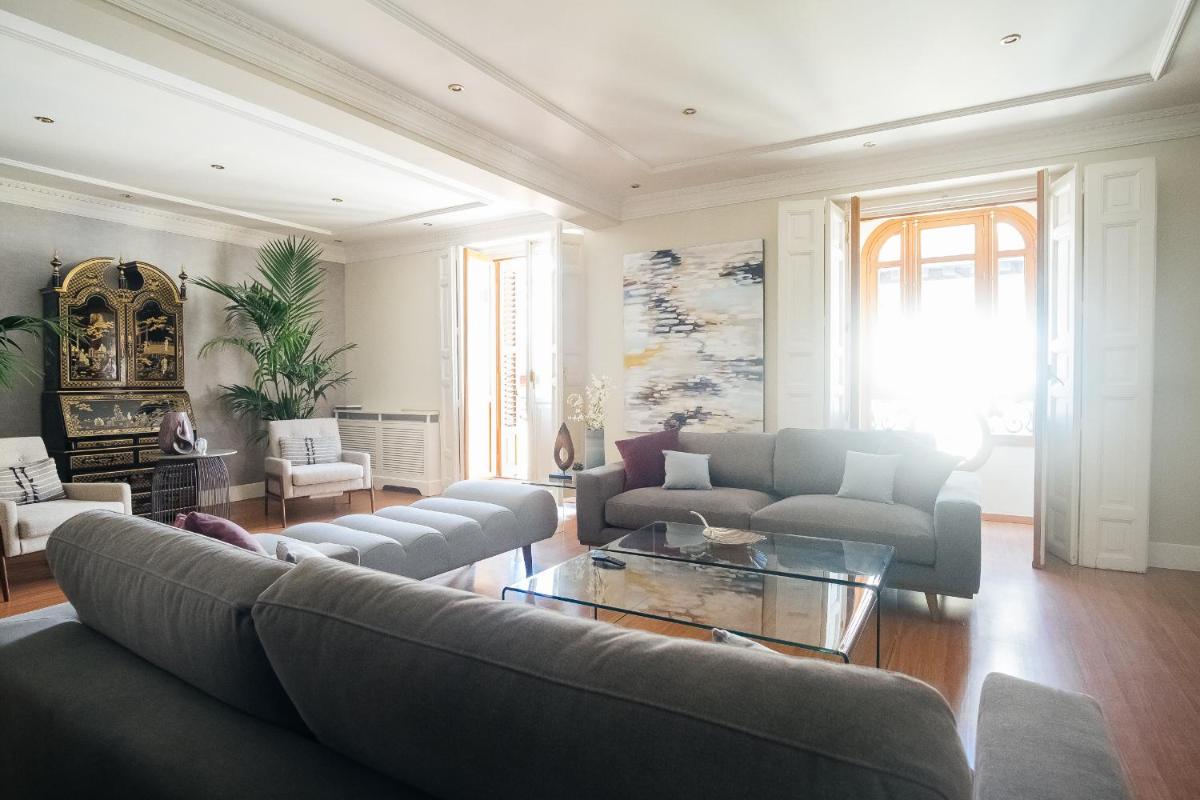 Heima Puerta del Sol - Plaza Santa Ana - Housity