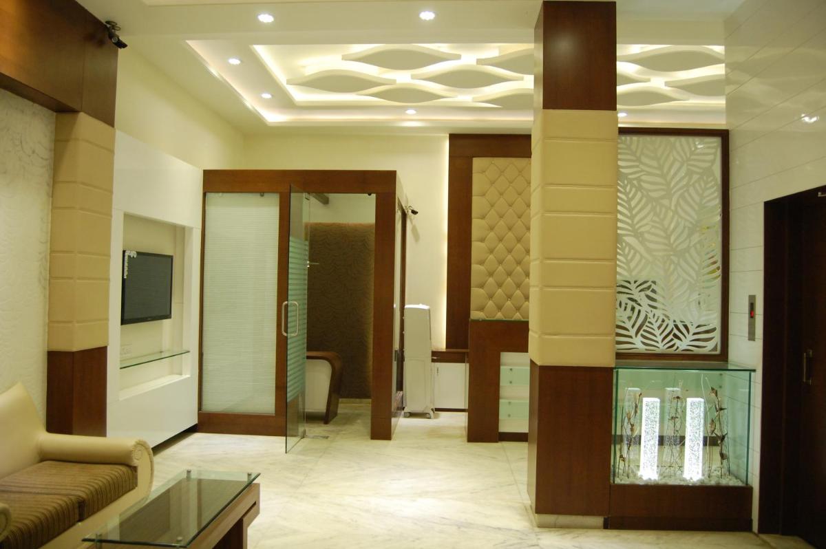 Hotel Purva - Housity
