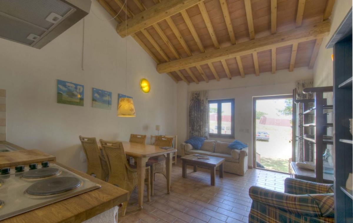 Tenuta Tredici Ulivi - Agriturismo & Glamping - Housity