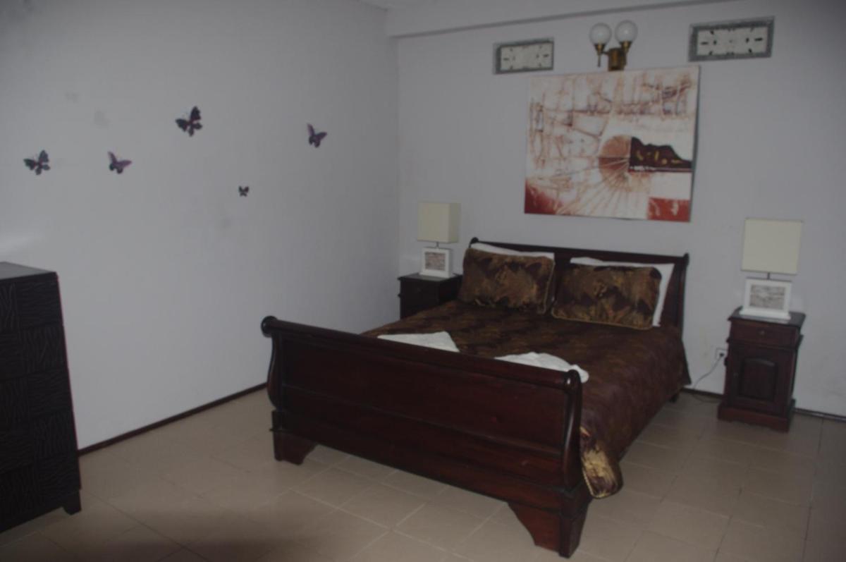 Shangrilah Villas - Housity