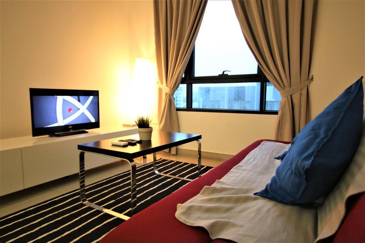 Solstice Service Apartment CYBERJAYA WiFi Netflix KLIA - Hizvo