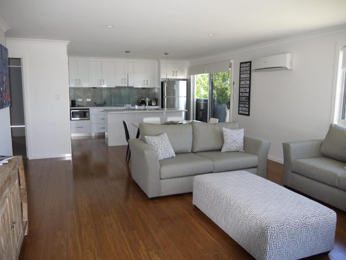 Westwood Villas - Bridport - Housity