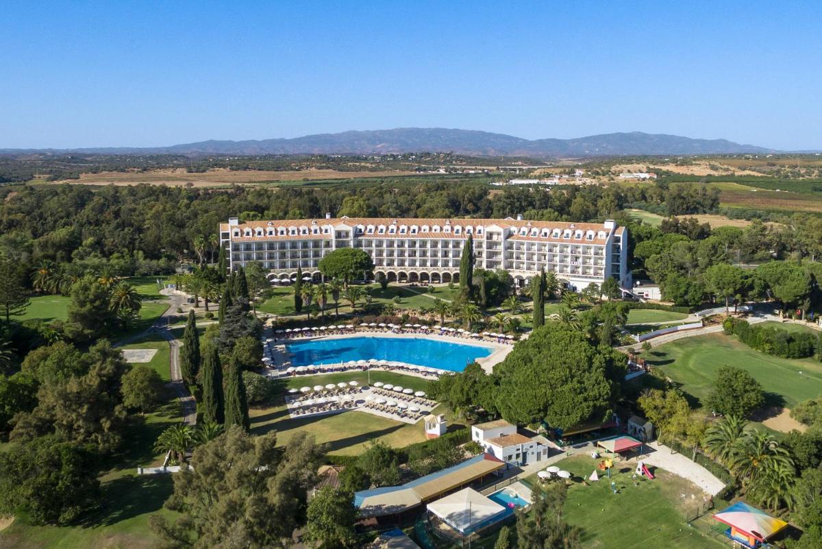 A piscina em ou perto de Penina Hotel & Golf Resort
