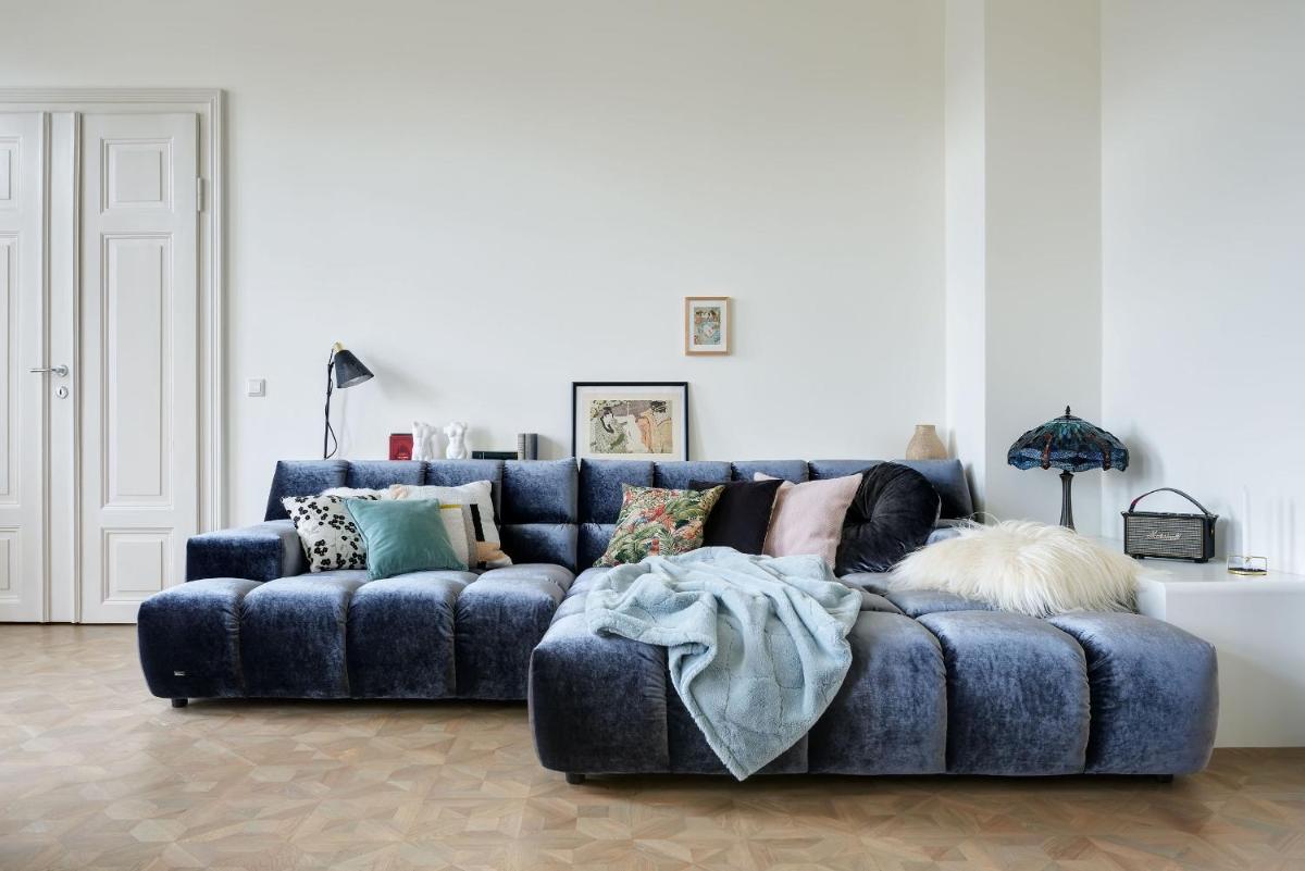 Ein Sitzbereich in der Unterkunft Cora Apartments