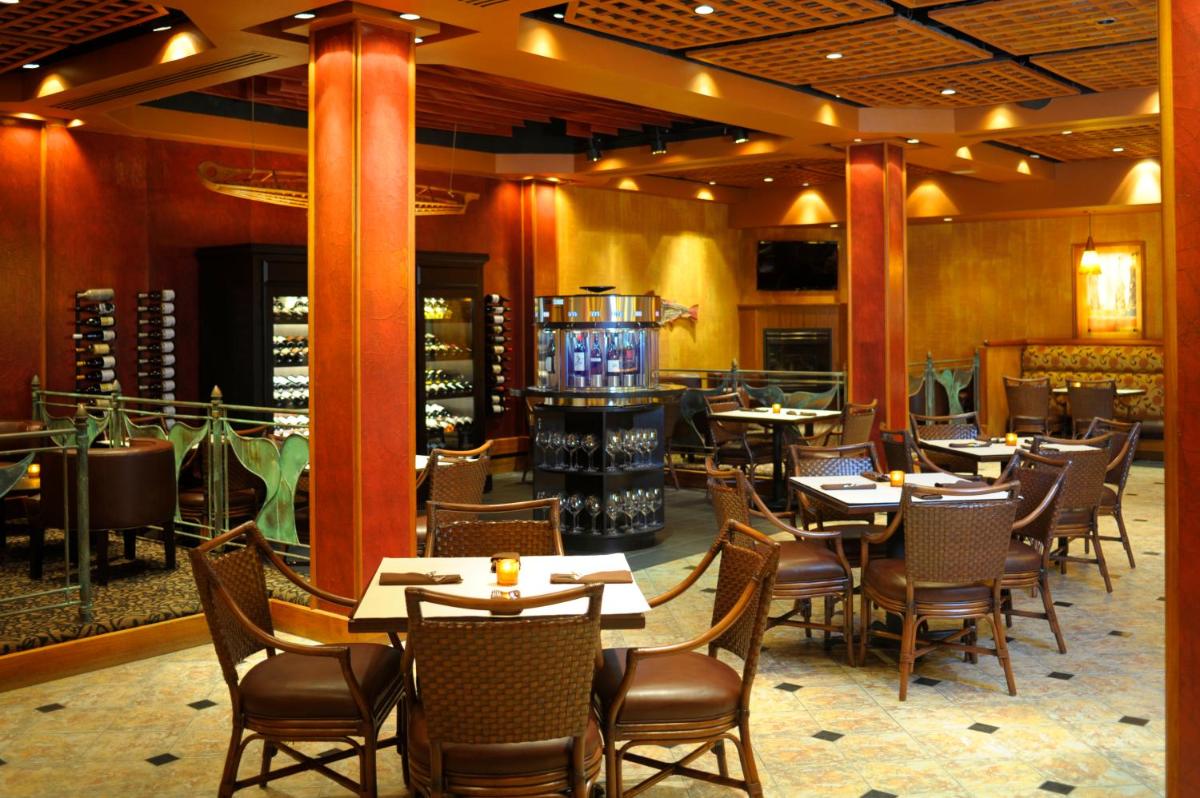 The Hotel Captain Cook - Housity