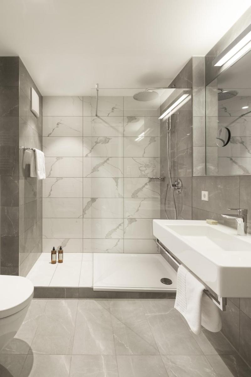 Hotel Schwanen - Housity