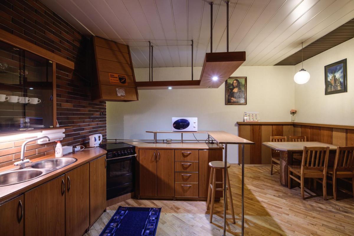 Golden Lion Guest Rooms Szewska 19 - Housity