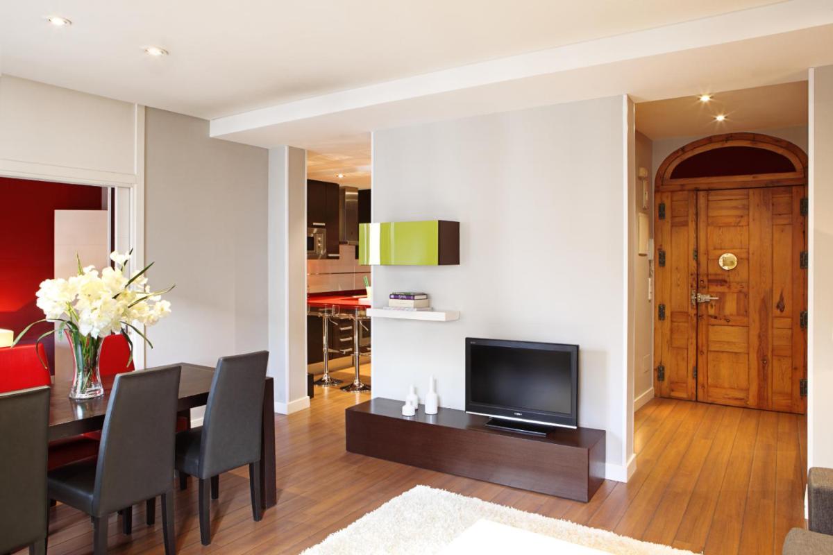 Plaza de Chueca-Madrid Centro - Housity