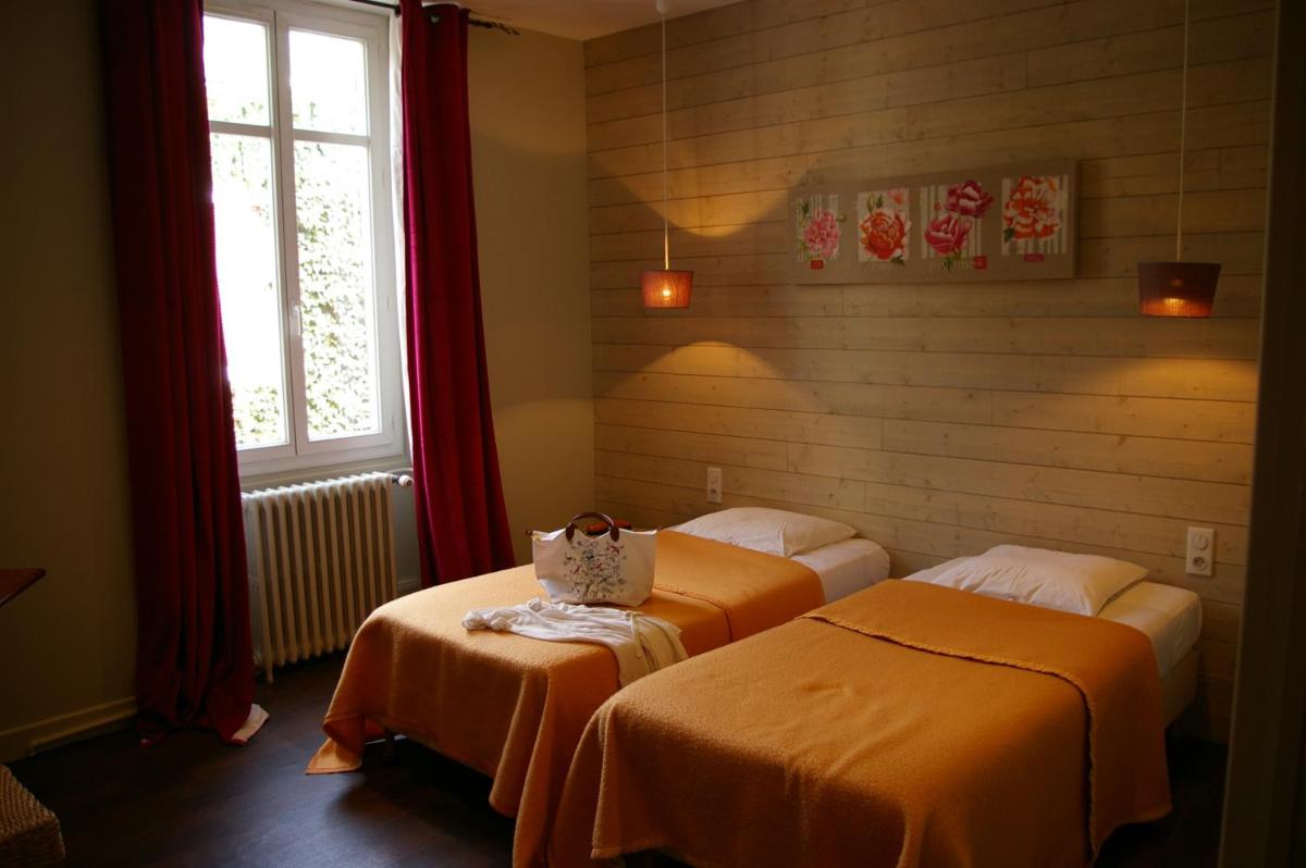 Logis Hôtel Le Cheval Noir - Housity