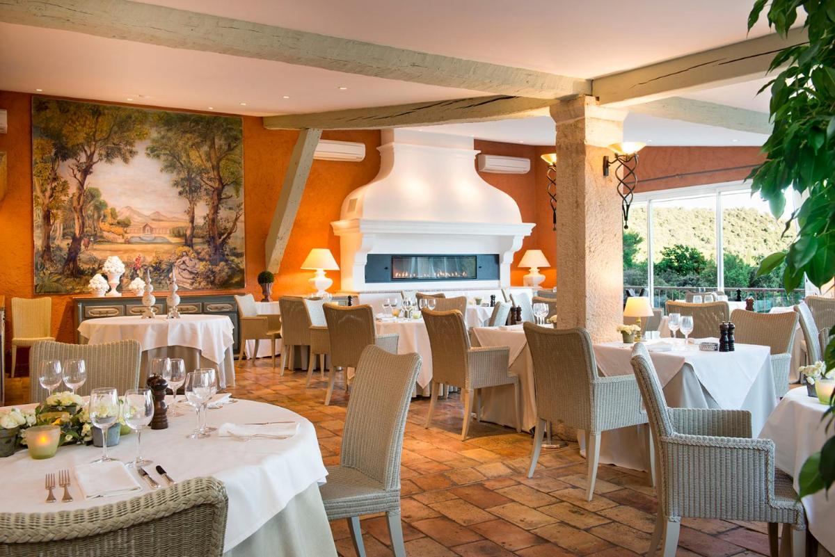 Restaurant ou autre lieu de restauration dans l'établissement La Bastide du Calalou Hotel & Spa, BW Signature Collection