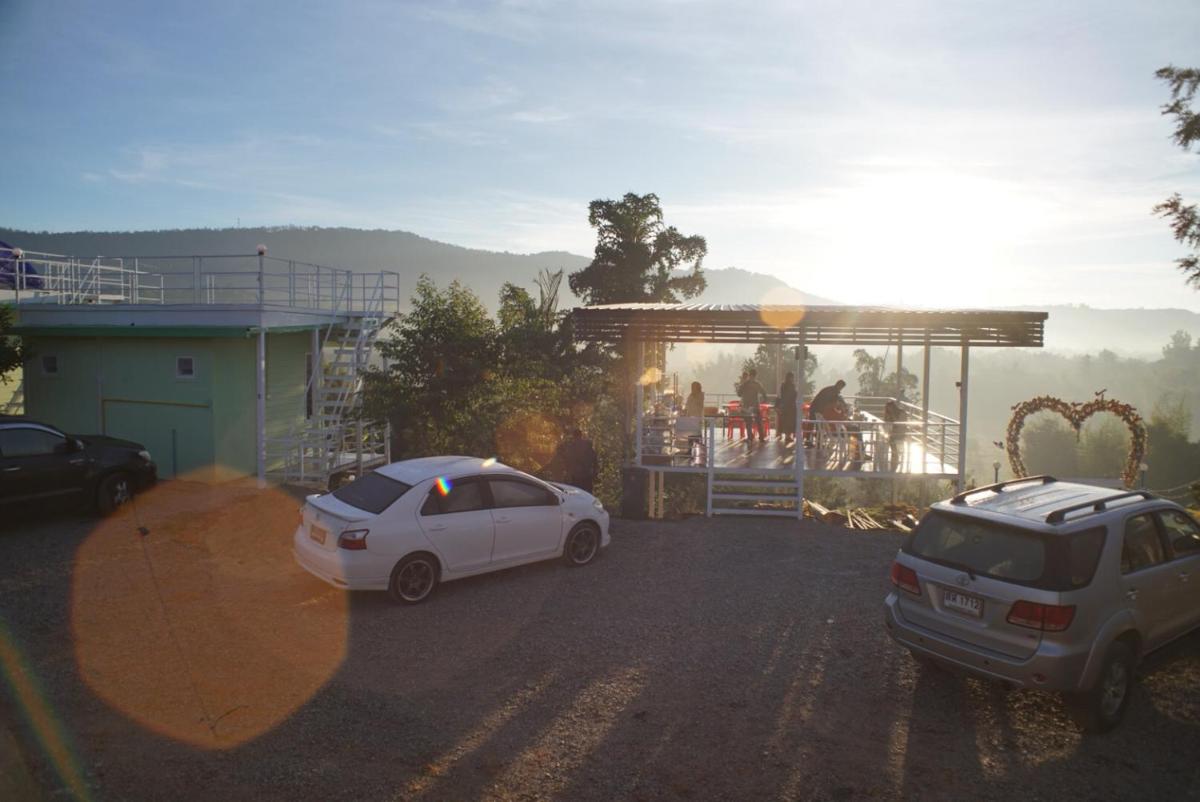 KhaoKho Punsukphumok - Housity