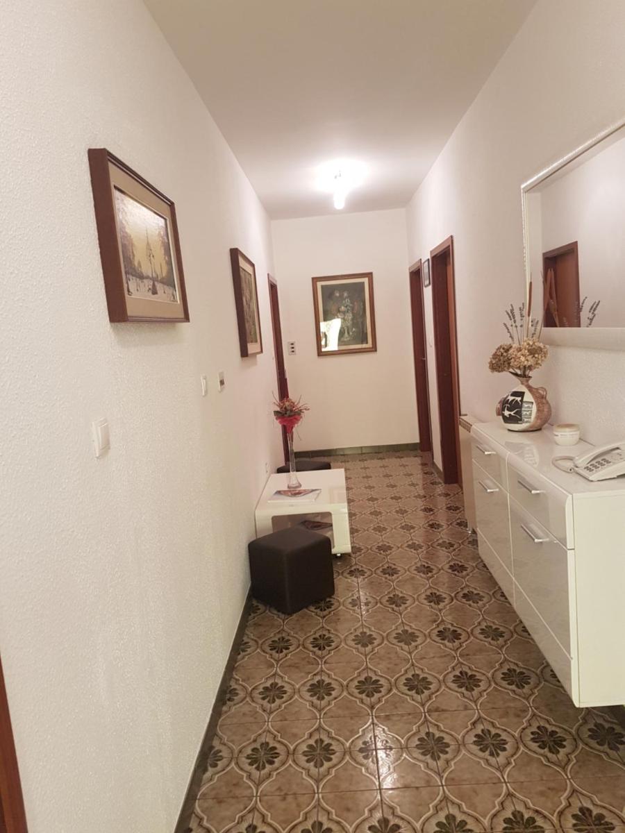 Guest House Mrvčić - Housity