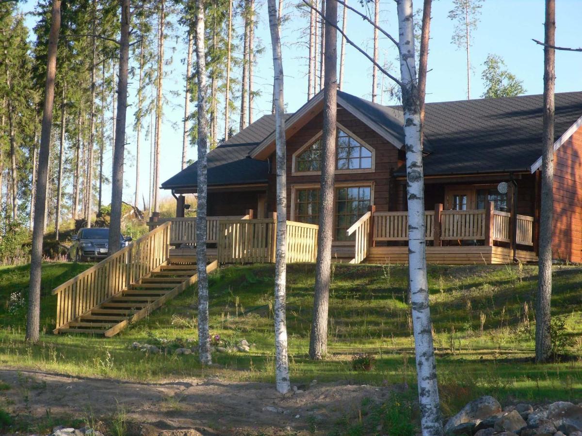 Villa Viktoriya - Housity