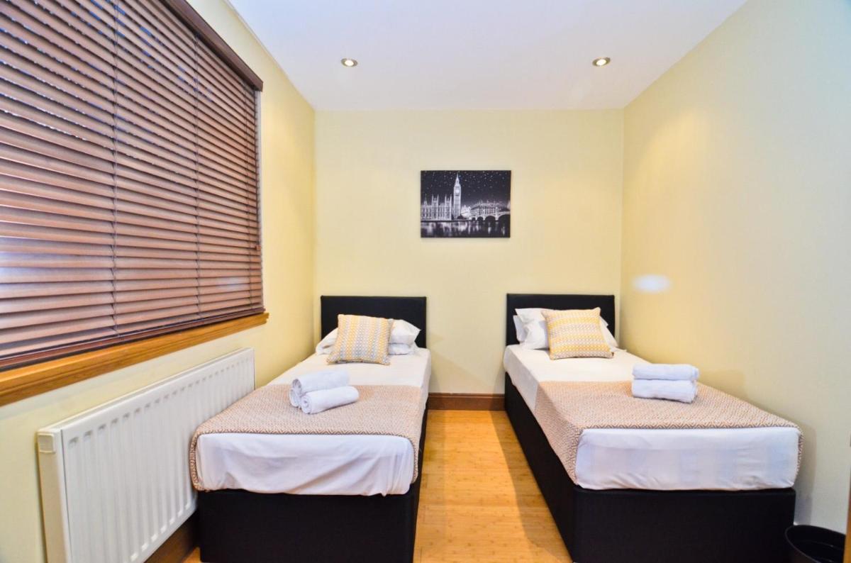 Thames View House Surrey Quays - Housity