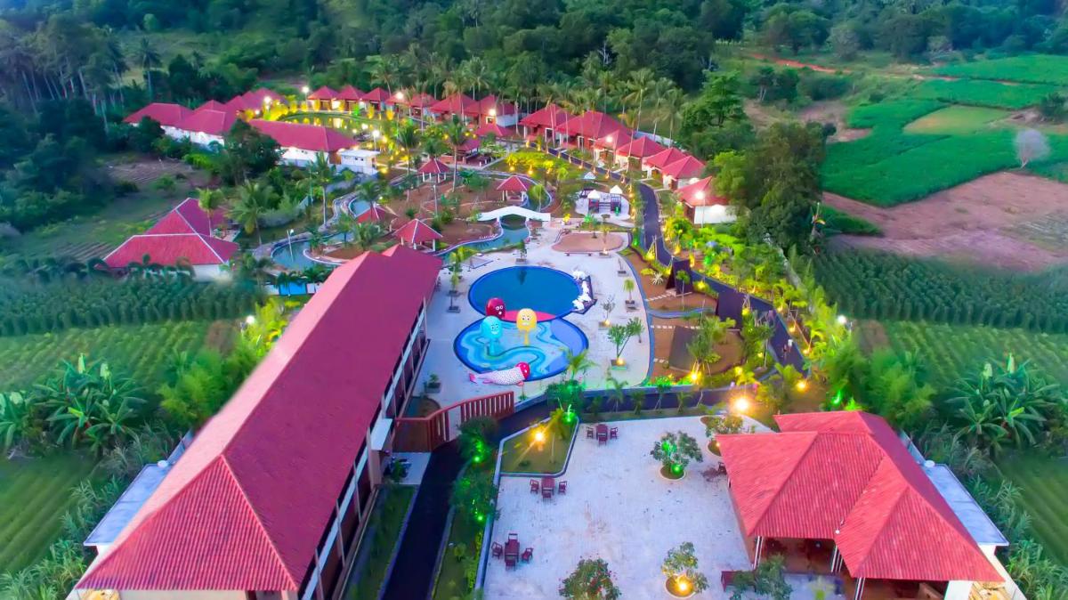 Dayang Resort Singkawang - Housity