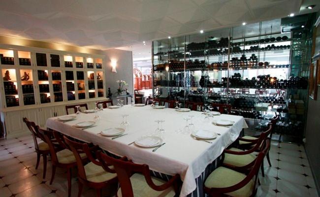 Hotel Adelma - Housity