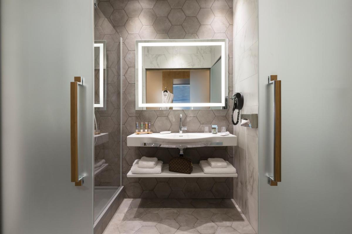 Novotel Saint Brieuc Centre Gare - Housity