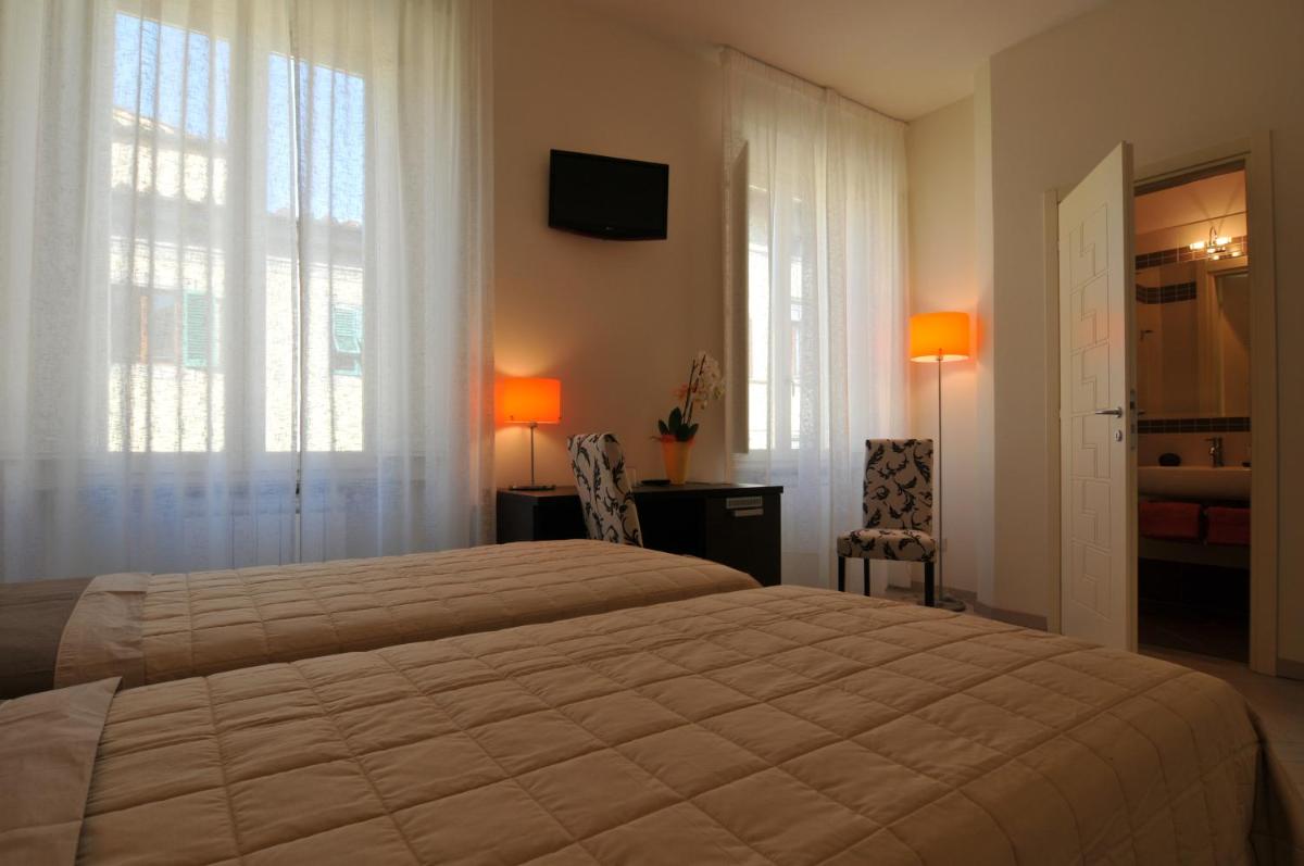 B&B Il Grifone - Housity
