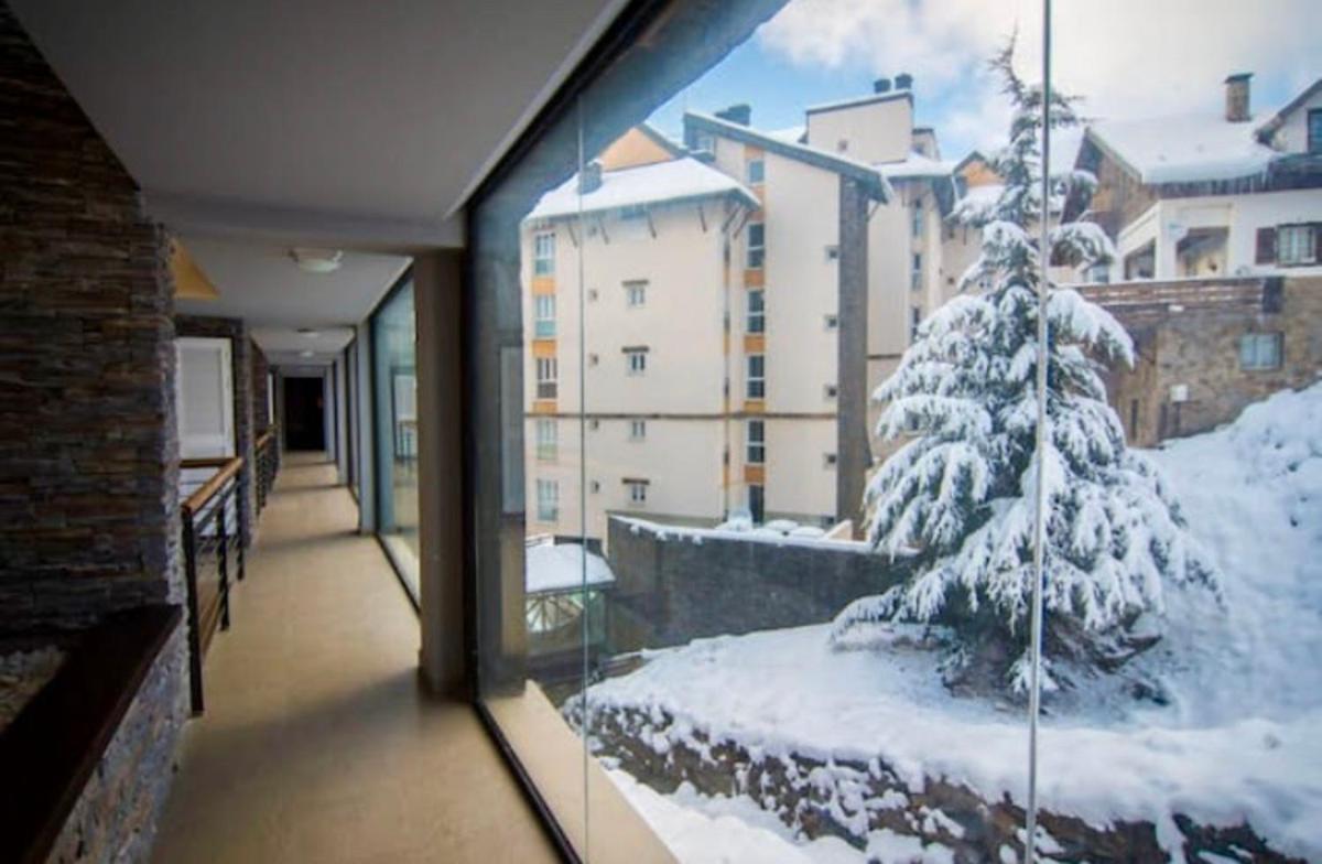 Apartamento Deluxe a Pie de Pista Miramar Ski - Housity