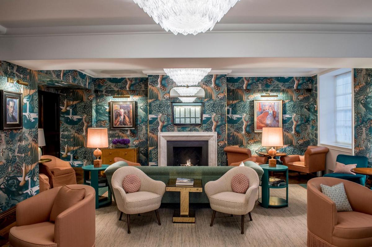 The Bloomsbury Hotel - Housity