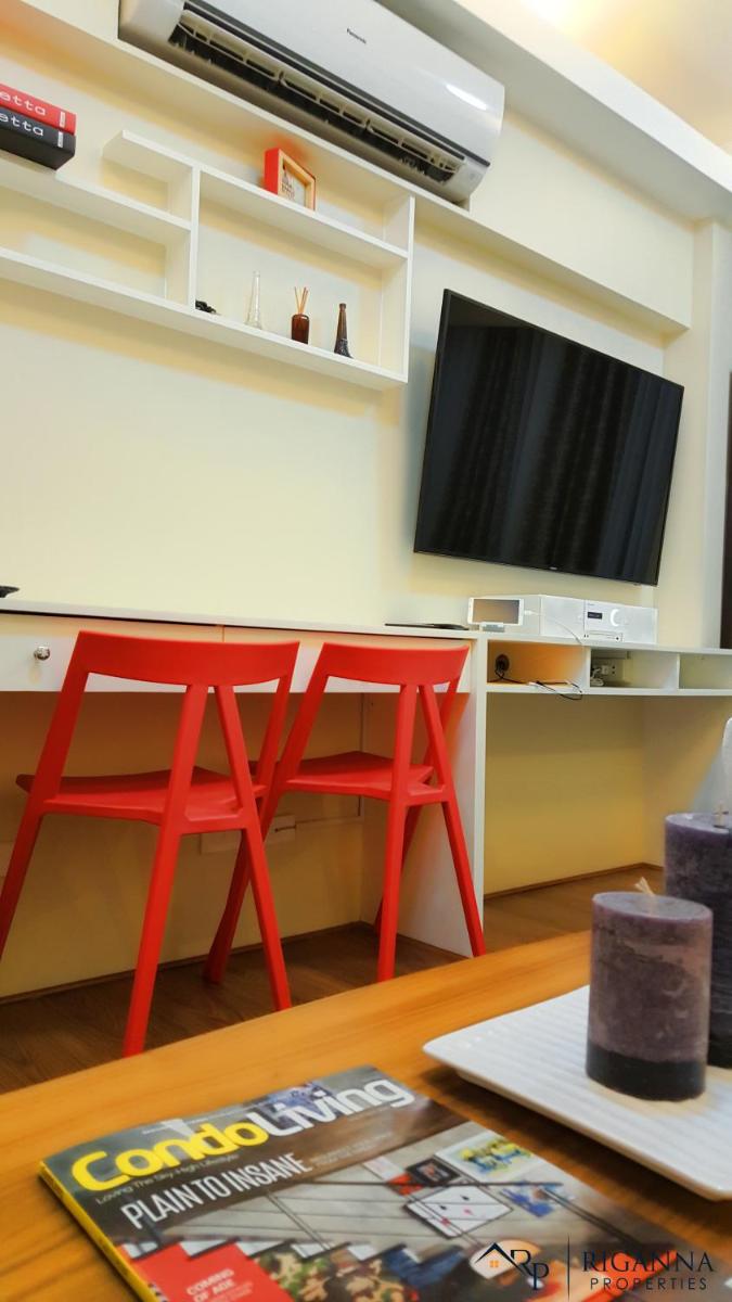 Riganna One @ Shell Residences - near Airport,MOA - Housity