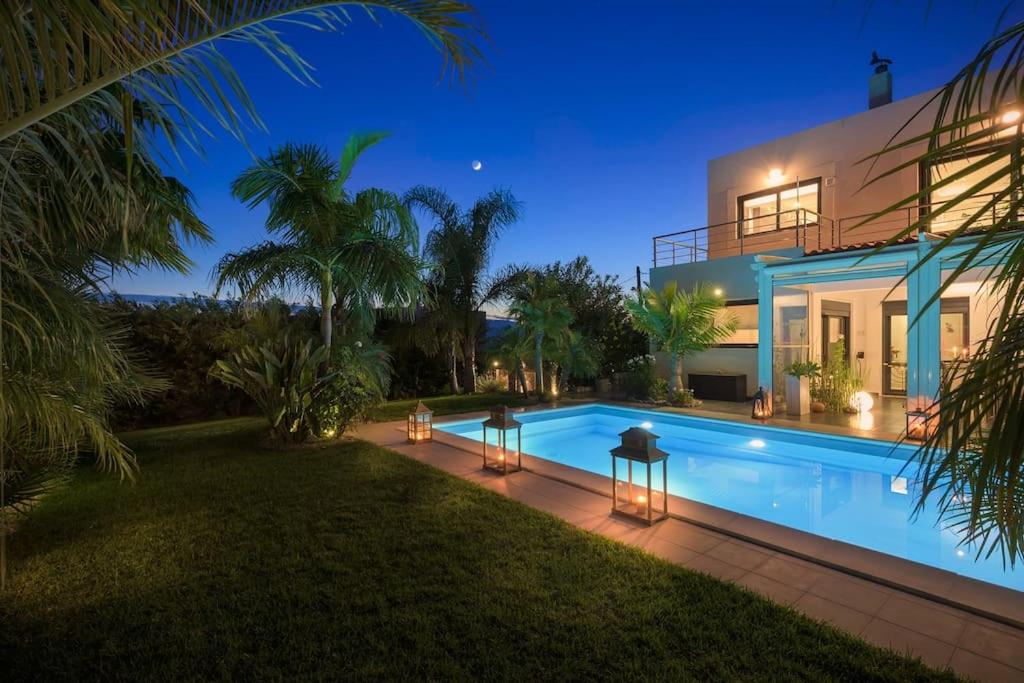 Villa Palm Garden - Housity