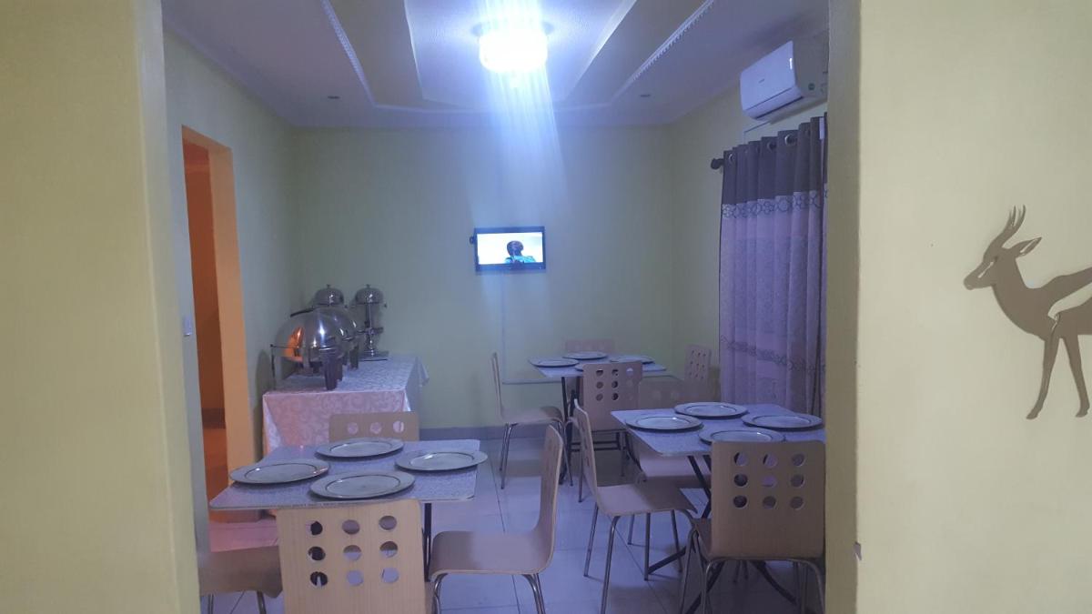 Suitetrails - Mathlyn Guest House