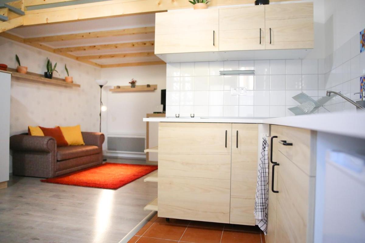 Macskakő Apartman - Housity