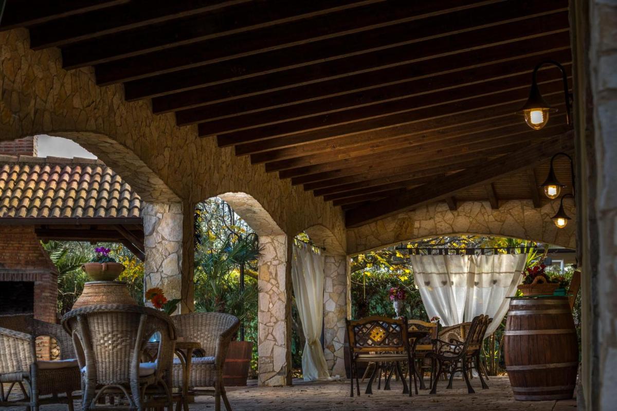 La Perla Nera B&B - Housity