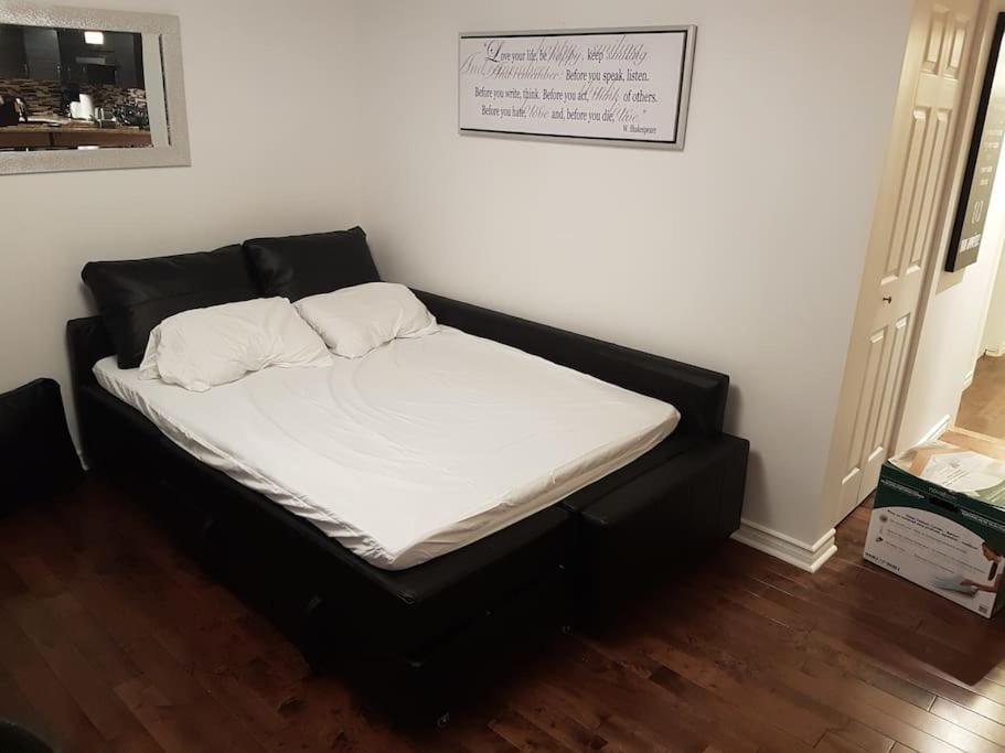 BnbEra - The Rock Apartment - Housity