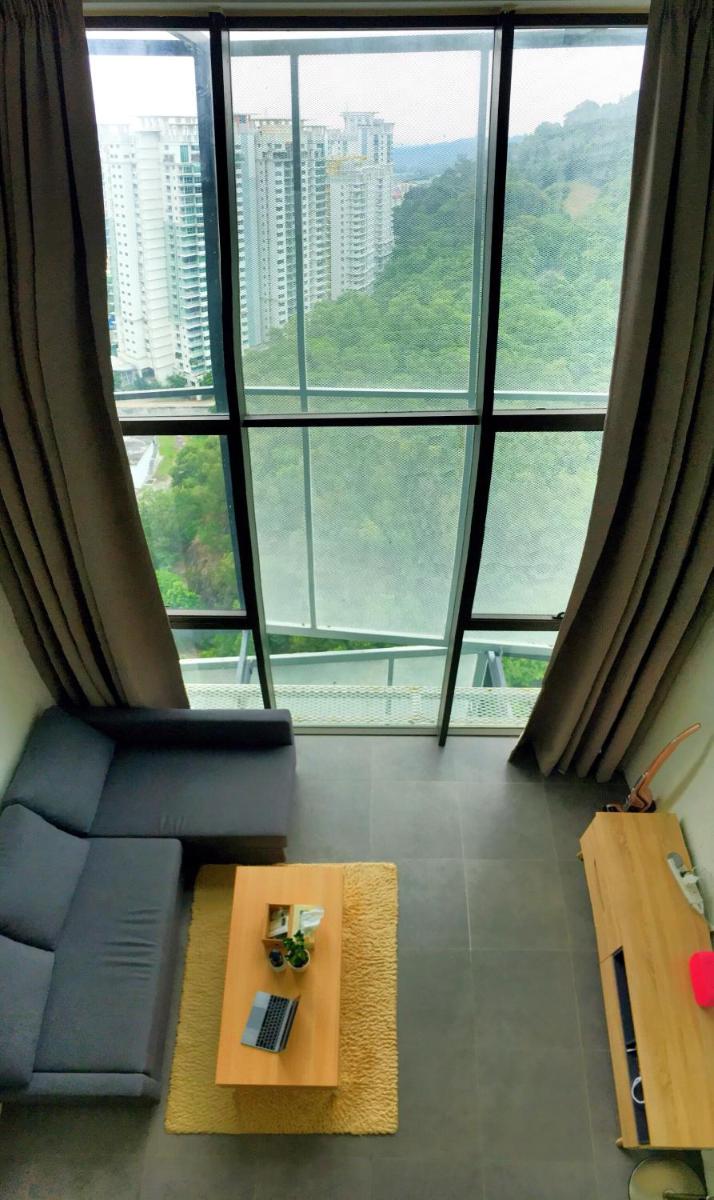 Suitetrails - 2Stories Empire Duplex at Damansara Perdana