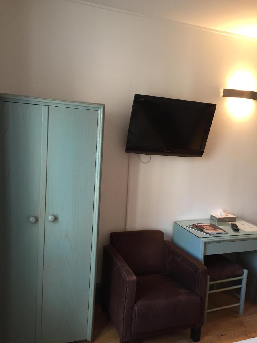 Hotel Des Falaises - Housity