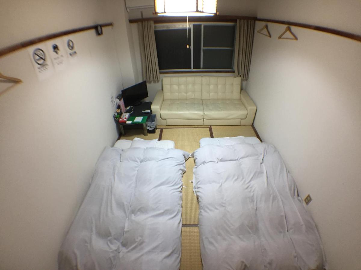 Kenroku Haitsu 203 - Housity