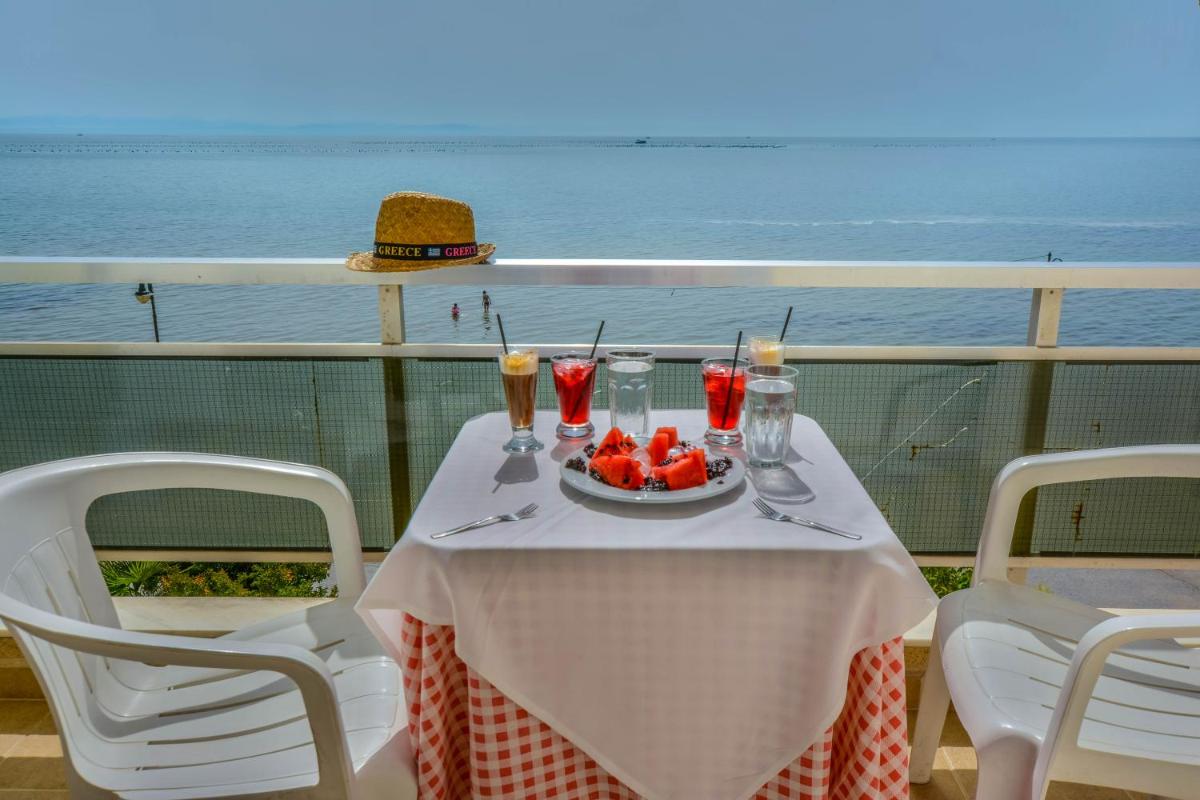 Hotel Achillion - Housity