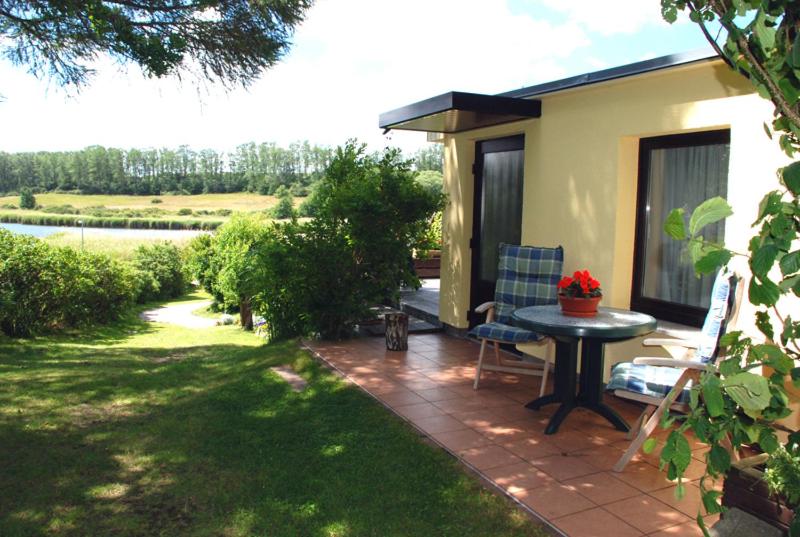 Ferienappartements unterm Reetdach - Housity