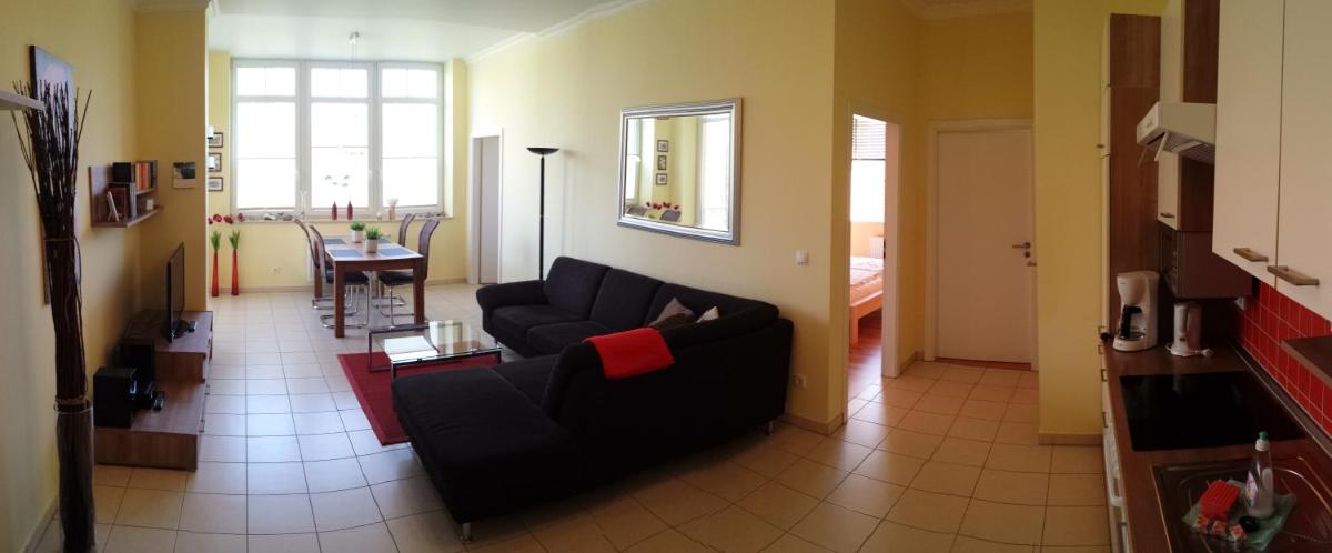 Villa Bergfrieden - Housity