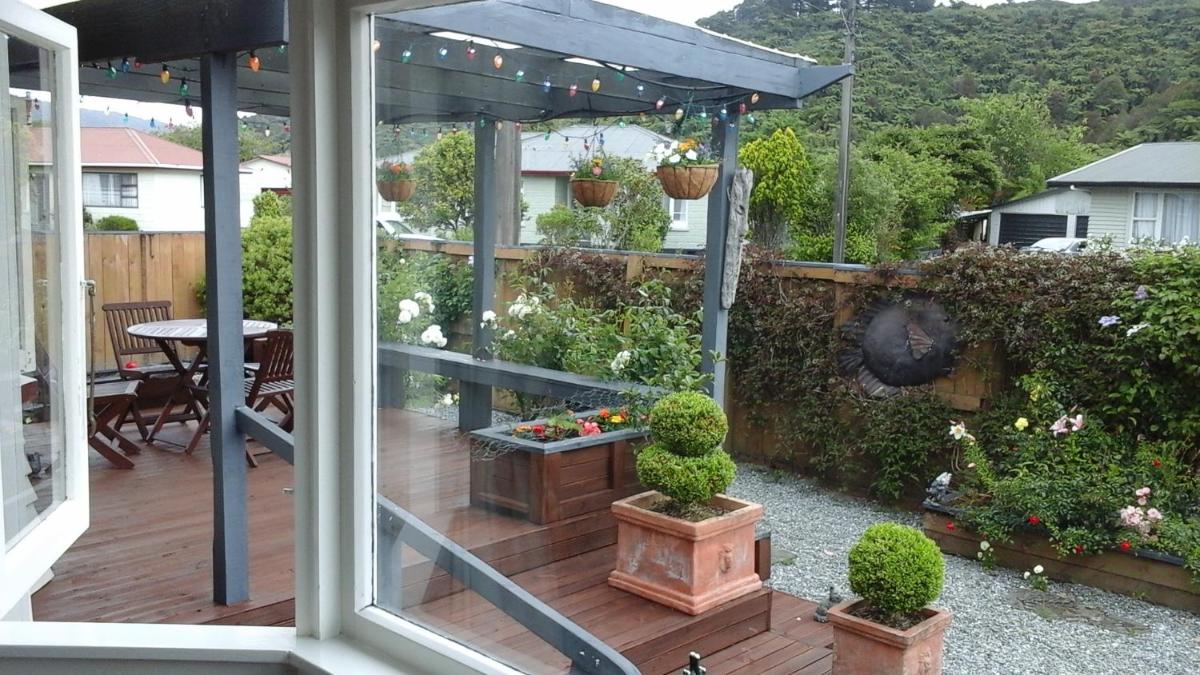 Al and Rosies B+B - Housity
