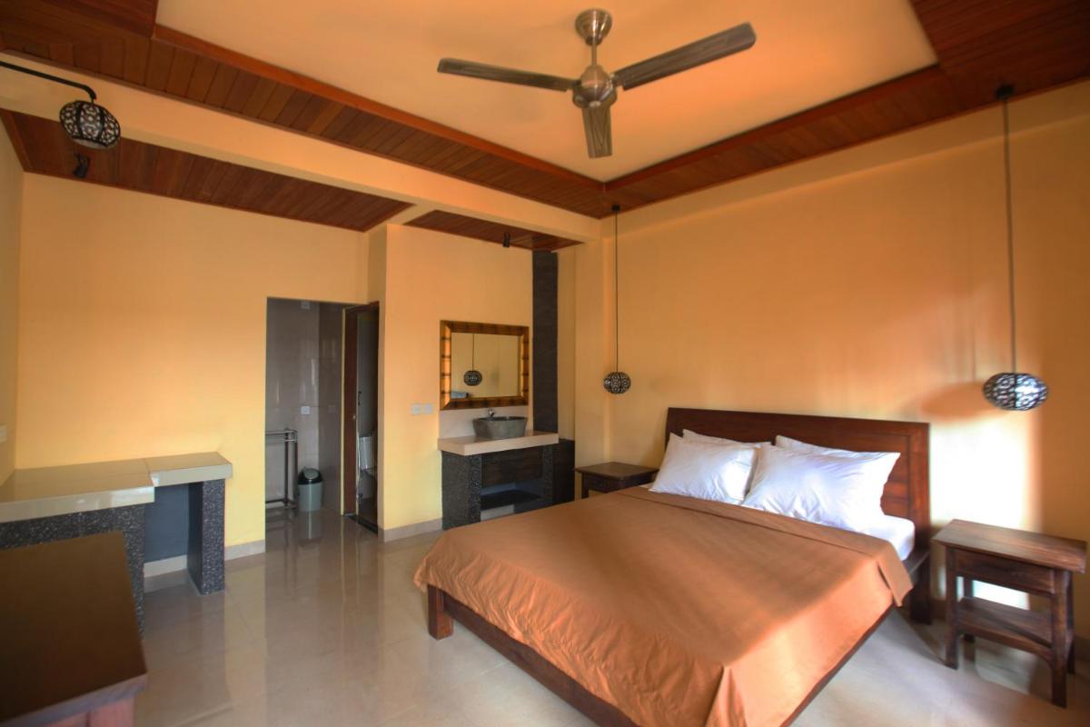 Arsuma Guest House - Housity