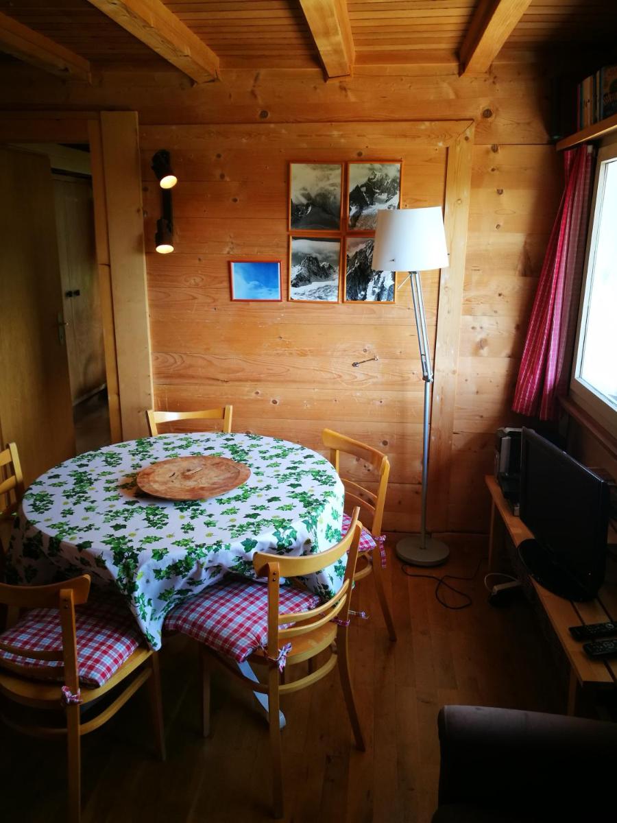 Chalet Bosbes - Housity