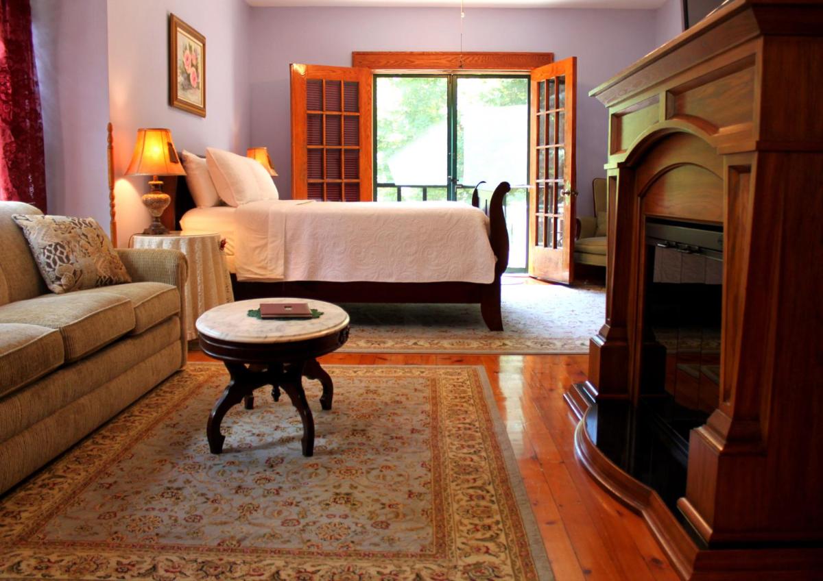 Himelhoch Bed & Breakfast - Housity