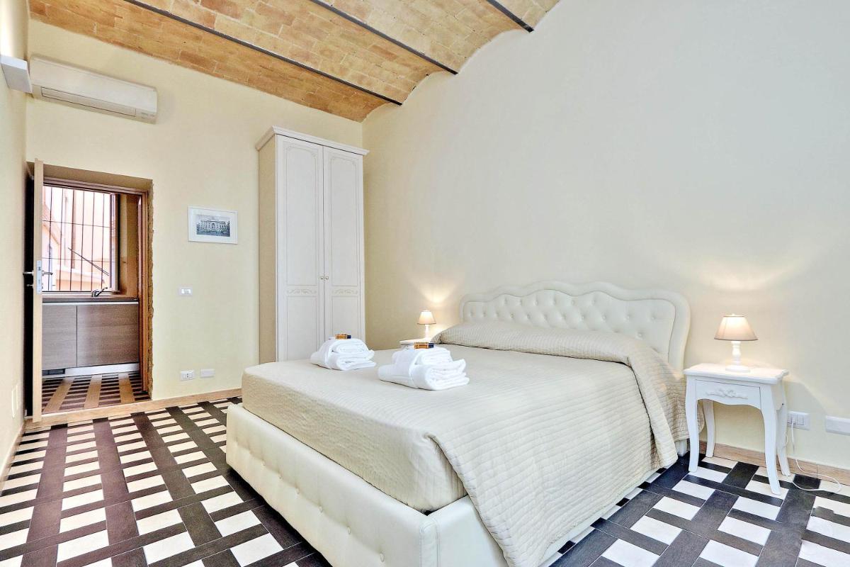 Colosseum Suite - Housity