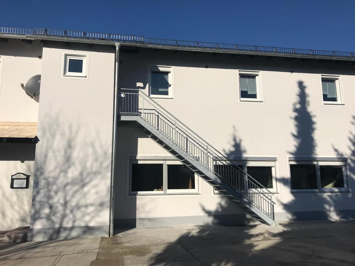 Pension Stamperl Bar - Housity