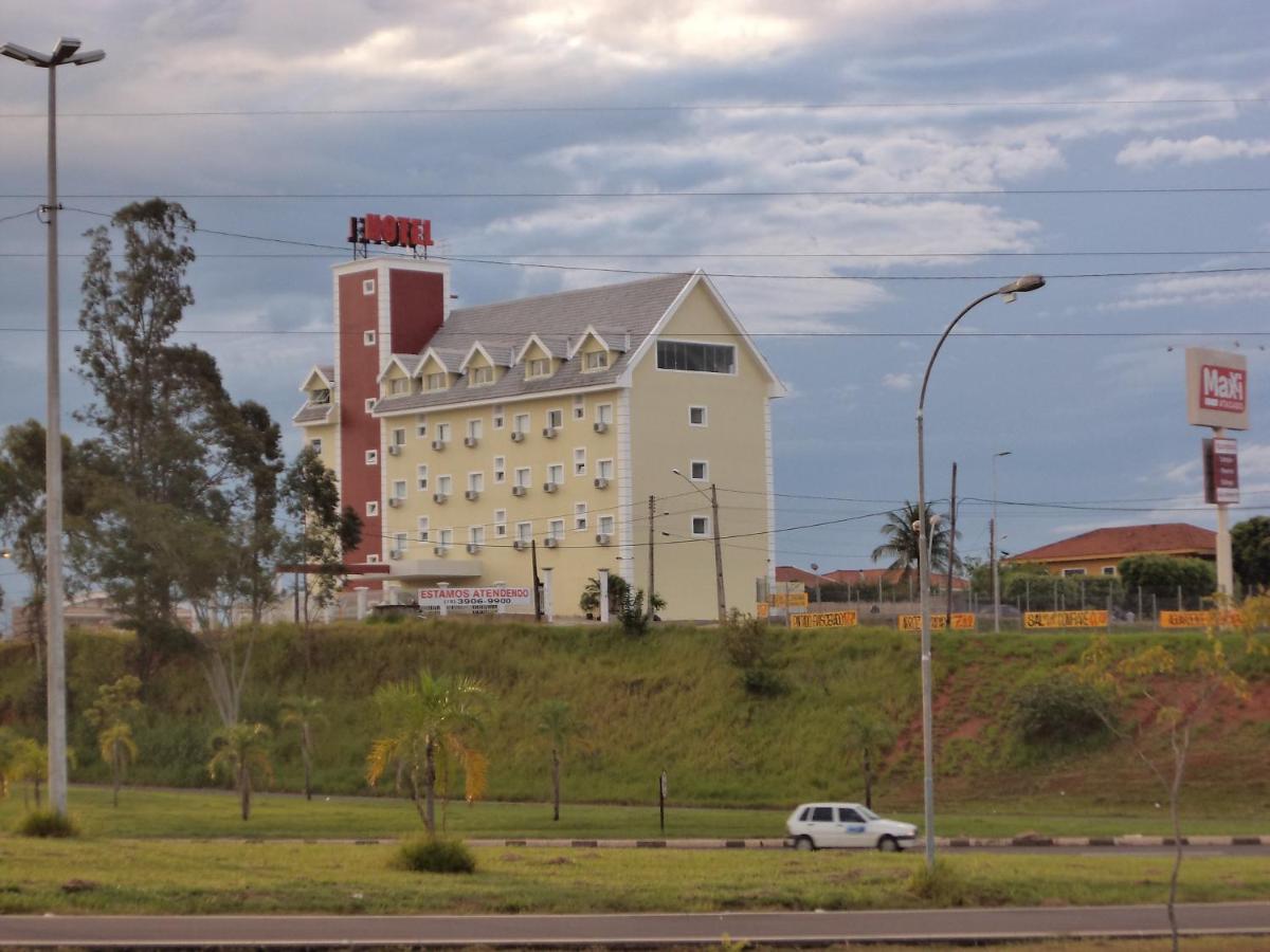 Suitetrails - Godoy Palace Hotel Ltda Me