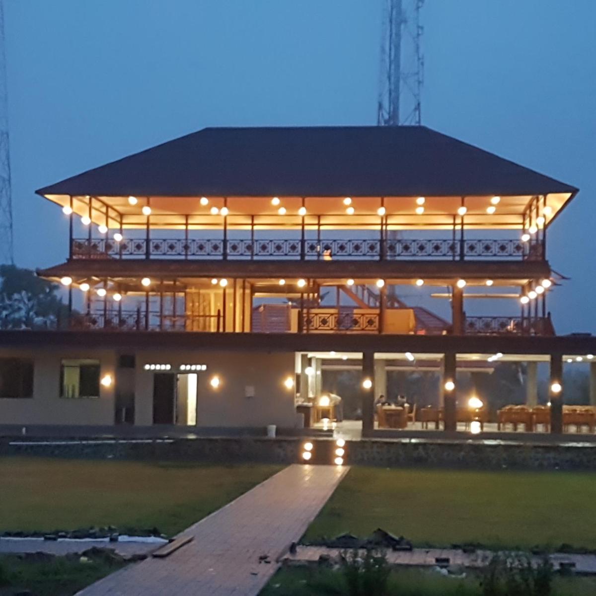 Suitetrails - Nusantara Hotel Sembalun